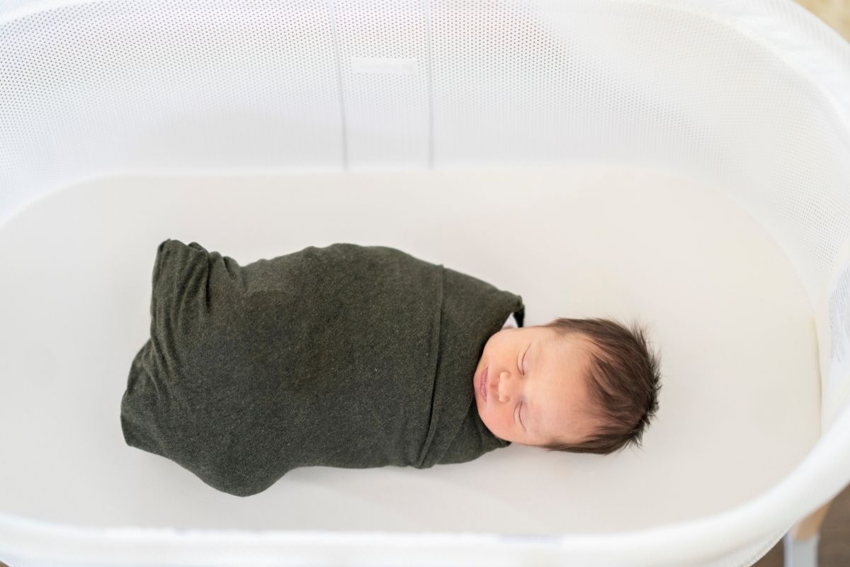 How To Rent A Snoo Bassinet